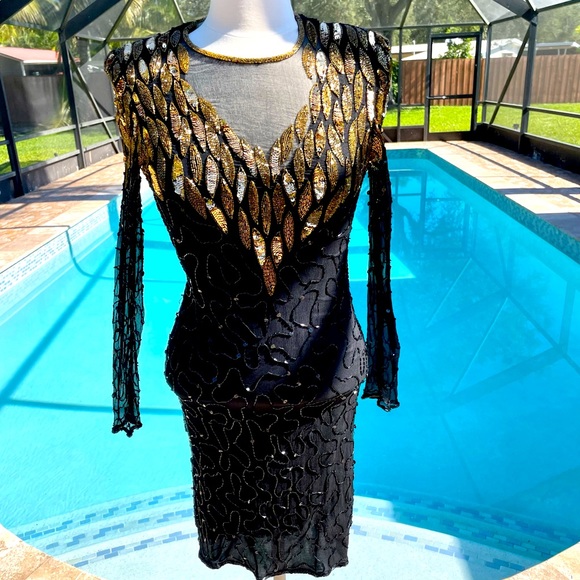 ❌SOLD❌ Vintage beaded silk dress - Picture 1 of 5